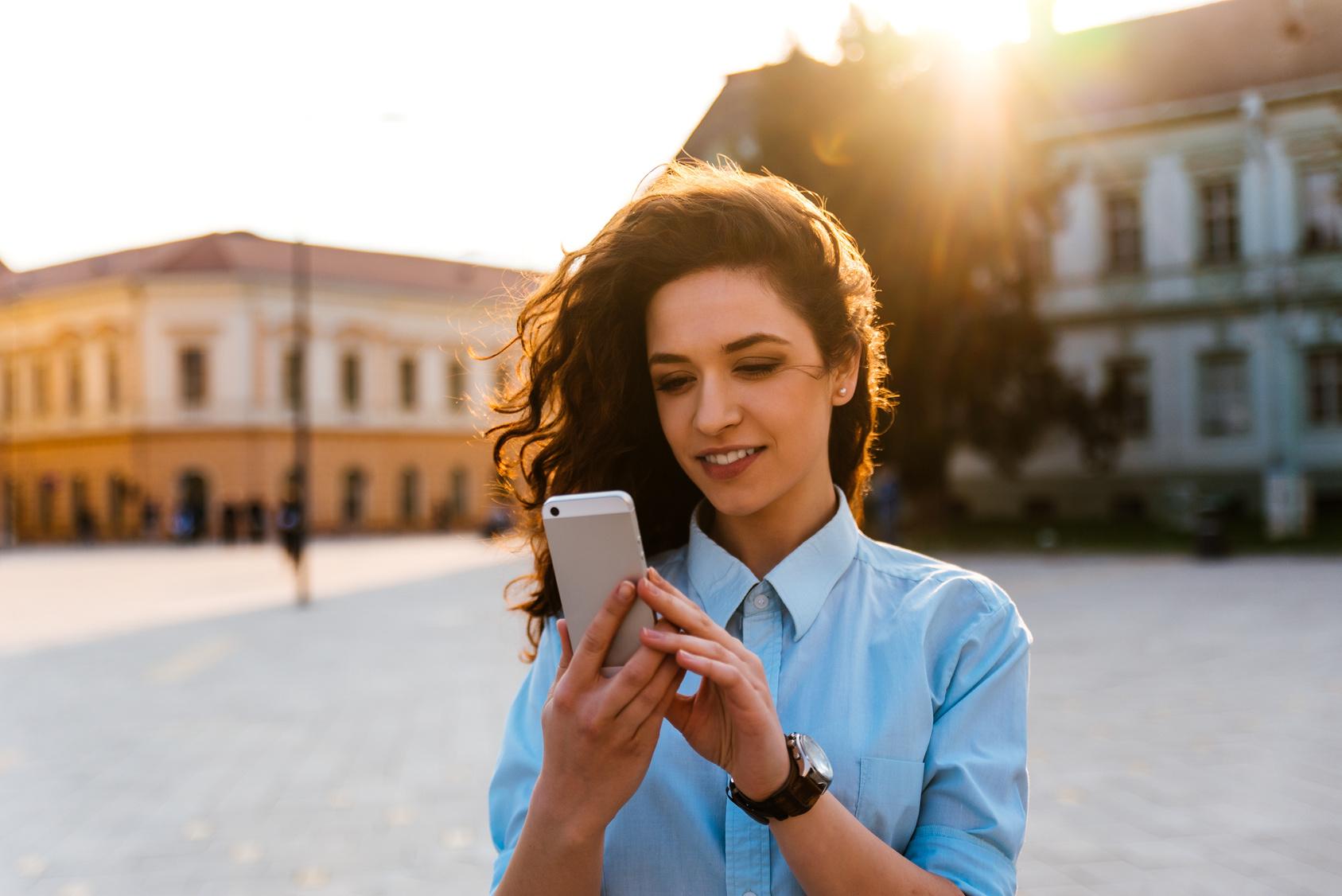 The Viltroxqyx Advantage: Quick and Easy Mobile Recharges